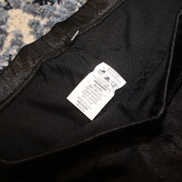 swim shorts - Picture 2 of 2